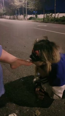 【十三妹】酒吧门口开发素人S调【上】 bf19469