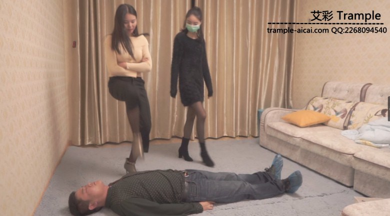 落芸歆凝高跟跺