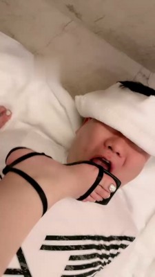 【上海赵丽颖】超美网红开口器人体垃圾桶/擦鞋器/刷牙漱口水 bf21444