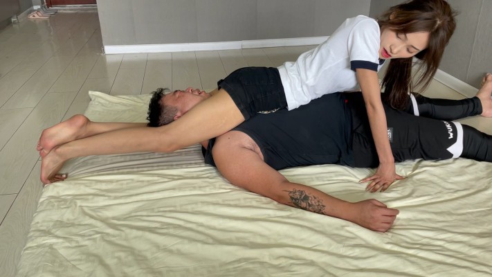 【蛋碎娇娃】『超S·联盟』女神的腿绞绝技 YC-220401-3