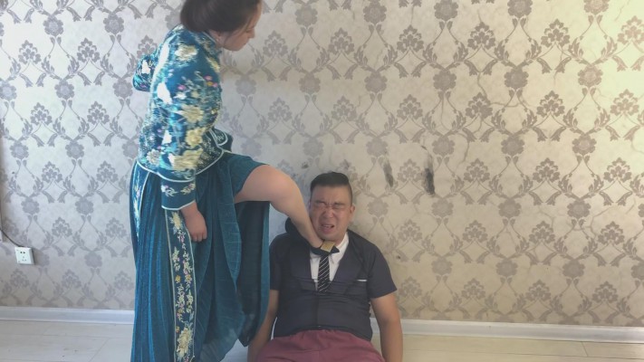 新婚之夜新郎沦为美新娘的脚垫 YC-220113-5