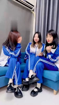 【狗哥】精彩-多名素人学生主群调 bf21886