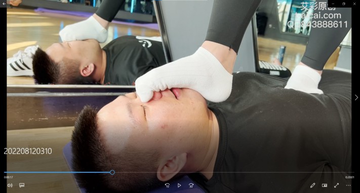 白袜美女教练健身房的残酷制服训练 YC-230415-2