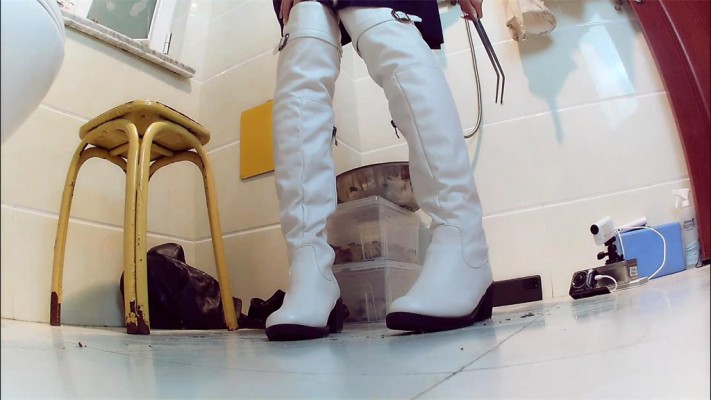 【婧児小主】晓G长靴处决碾踩蟋蟀 碾碎你们的躯体在我长靴之下！ 下集 YC-220312-5