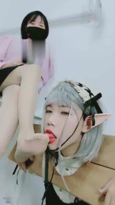 【美离子】枷锁囚禁女奴/吃原味袜子发骚 bf17399