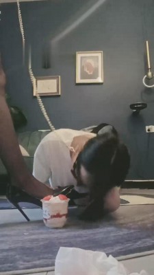 【00后十言】开发素人闺蜜做狗【完整版】 bf11847