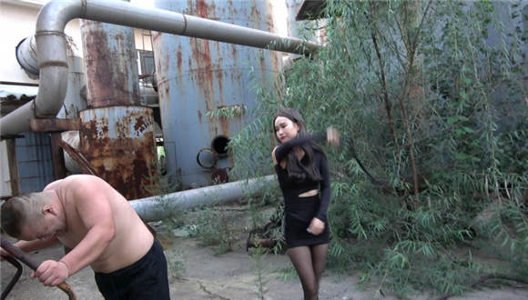 【冷柔】废弃工厂鞭打折磨贱狗