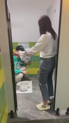 【狗哥】开发素人-猥琐男子偷窥被发现 bf11859_HD绳艺资源