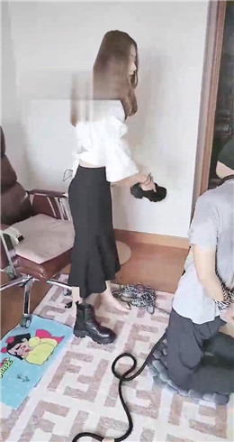 【孤野】反绑贱狗重度耳光 bf18583