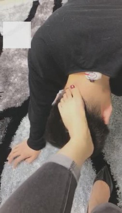 【冷柔s】高跟暴力炮制两个家奴