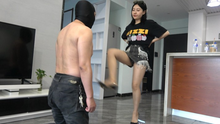 【彼岸花】靓女暴力崔账 YC-221006