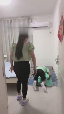 【菜菜】偷窥姐姐练瑜伽的后果 bf15520_HD绳艺资源