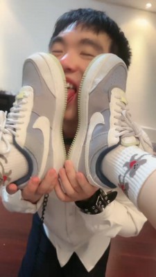 【桃幼幼】生活化人体刷鞋器 bf22902