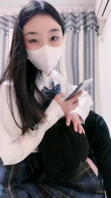 【罗宾】JK萝莉圣水+夹狗头+全体重踩手 bf22254