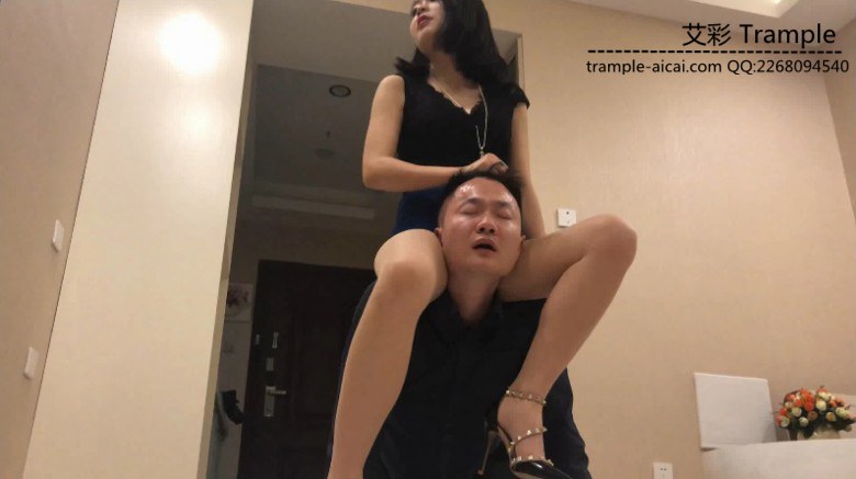 人马乘骑大腿夹虐