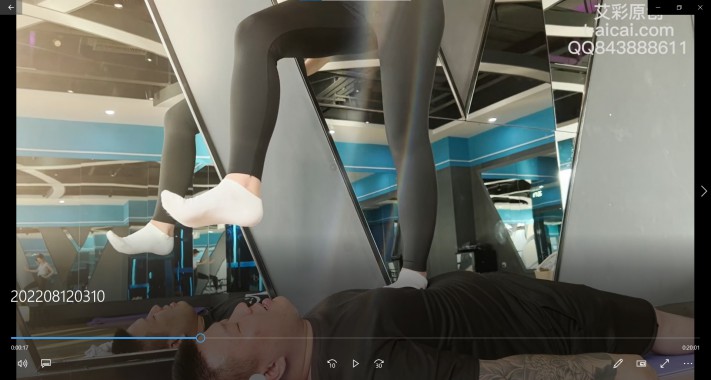 白袜美女教练健身房的残酷制服训练 YC-230415-2