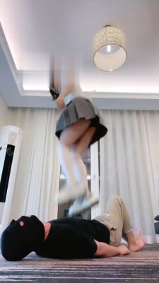 【风吟女神】JK短靴白丝全体重踩踏 bf17990_HD绳艺资源