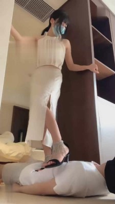 【宝爷】御姐高跟凉鞋全体重踩踏 bf17622