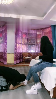 【酱酱子】情趣酒店开发素人玩我【下】 bf18888