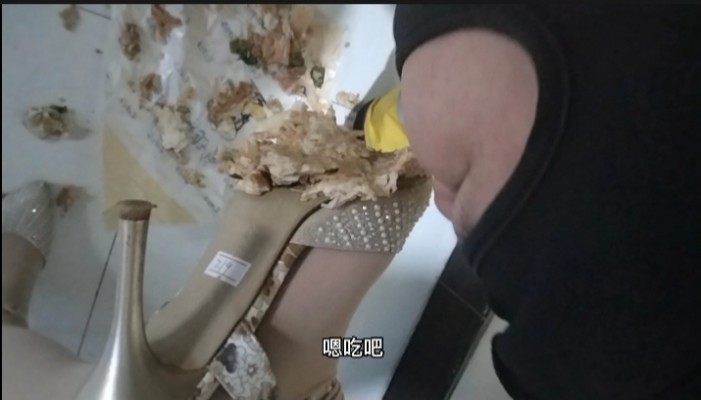 剧情-美女踩虐外卖小哥 YC-230125-2