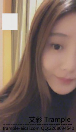 VIVI艺术训练现实中的朋友踩踏羞辱闻肉丝_HD绳艺资源