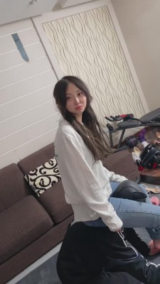 【二宝】带学生素人强制全体重踩踏【完整版】 bf12053