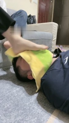 【偏不S】情侣主假期让绿帽伺候 bf19265