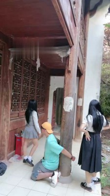 【悠悠大魔王】古城户外戏耍偷拍狂【双视角版】 bf18130