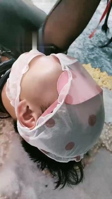 【内蒙一一】紧身衣艺术装置窒息/高跟踩踏 bf17491_HD绳艺资源