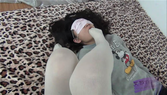 ★lulu和甜儿★ 女女 舔脚 G-NV-159