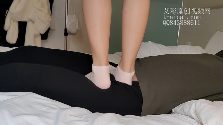 小雪粉色棉袜虐踩档