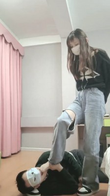 【梵高】素人小姐姐AJ肉丝辱 bf21395