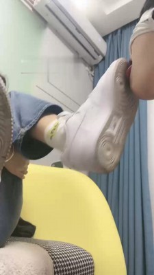 【安诺】姐姐小白鞋棉袜欺负学弟 bf18637