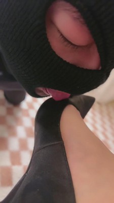 【鹿梦兮】经典系列5恋足厕奴 bf10188