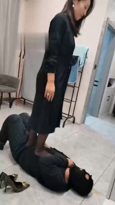 【冷御女王】圈养骑马调废物狗 bf22172