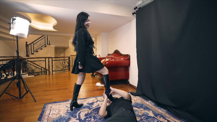 〔Magic︱Mirror 魔镜少女〕—星奈长靴暴踩跟踪狂 MM-230424