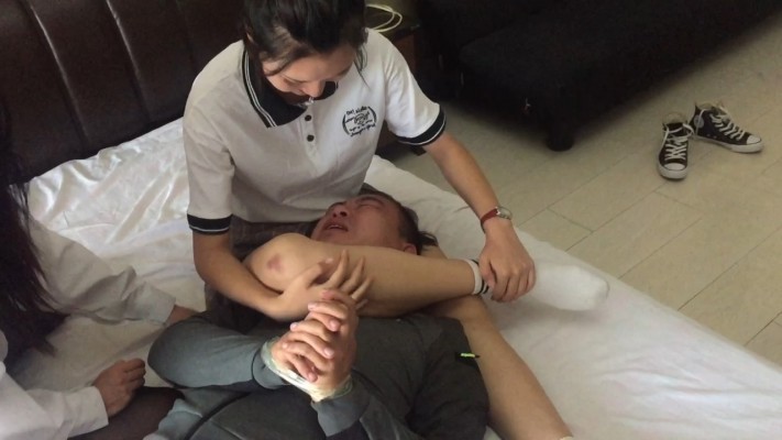 【蛋碎娇娃】『超S·联盟』女教师颜骑指导 YC-230127-2