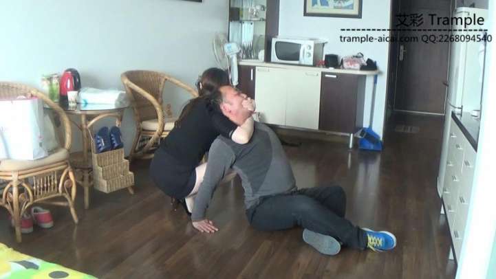 剧情片大姐追债