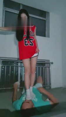 【猫神大人】大学生楼道报复导师 bf15282