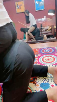 【辣妈S】鞭打/转胯/恋足虐废 bf20011