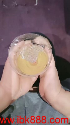 【嗯哼S】睡衣S圣水灌狗奴