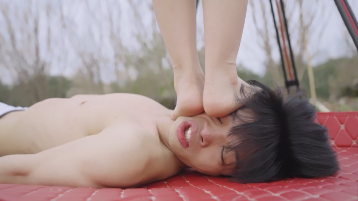 『奴隶岛』—[MagicIMirror 魔镜少女]—星奈路边踩踏碰瓷的路人 MM-220729