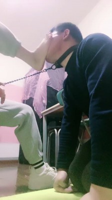 【心竹】夜跑后臭脚羞辱 bf23062