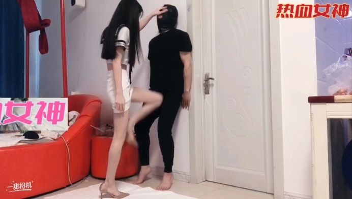 【初柒S】绝美学生S jk高跟美腿各种踢顶 踹碎踹烂m下面 超暴力踢裆碎蛋 YC-220507-3