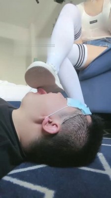 【子妗大大】女王被狗摔倒惹怒主人被暴揍 bf17936