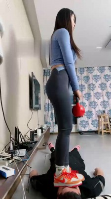 【麋鹿银儿】当着素人面tj-踩踏/骑马/虐打 bf21514_HD绳艺资源