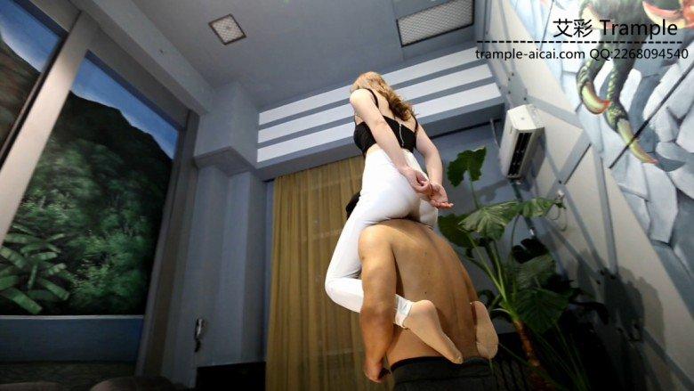 【冰时代】芮萁女王的家畜训导