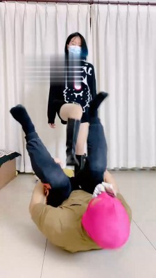 【美离子】堵上狗嘴重度踢踹碎蛋 bf19175