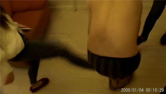 三位不良少女圈踢②