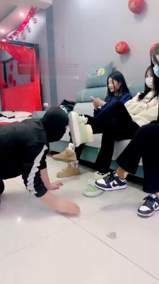 【精神小妹】3S原味袜气味羞辱/踩踏 bf22044